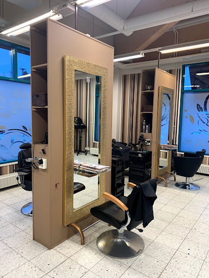 Studio Cutting Crew | Kampaamo i Lapinlahti