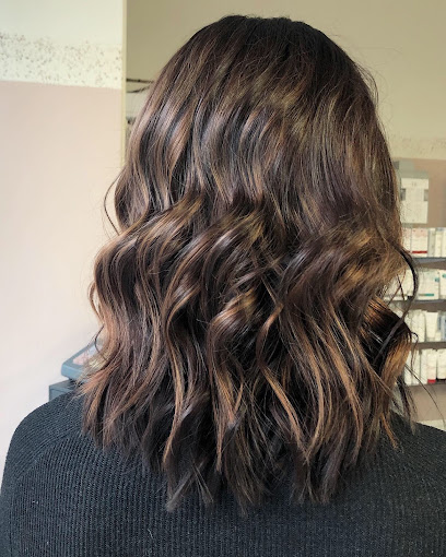 Salon Chezmarie | Kampaamo i Mänttä