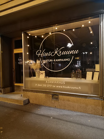 HiusKruunu Henna Iivarinen | Kampaamo i Varkaus