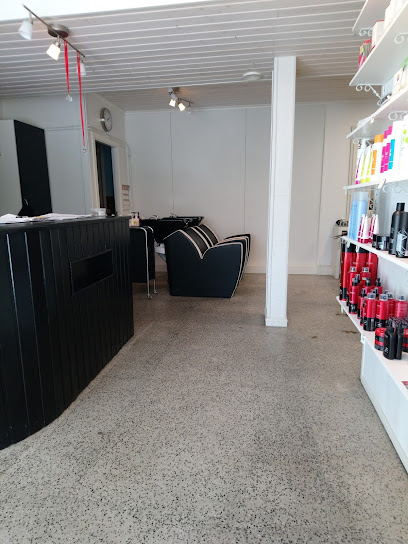 Studio Epic | Kampaamo i Hanko