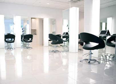 Parturi-Kampaamo Qtime Hair Design | Kampaamo i Helsinki Parturi-Kampaamo Qtime Hair Design | Kampaamo i Helsinki