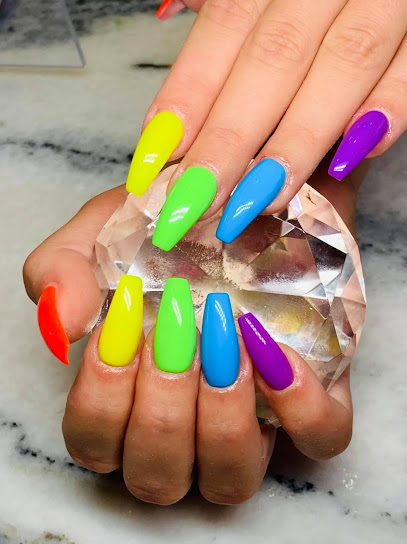 Helmi Nails | Kauneuskeskus i Helsinki Helmi Nails | Kauneuskeskus i Helsinki