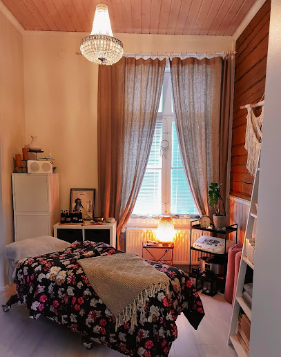 Bloomington | Kauneuskeskus i Hämeenlinna