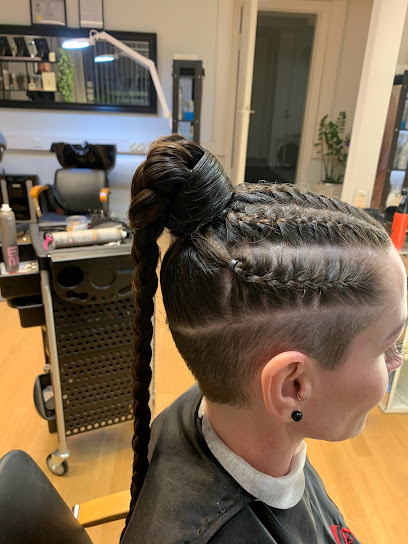 Salon in Marina | Kampaamo i Helsinki