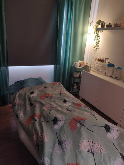 Kauneuskeidas Neiti-Ihminen | Kauneuskeskus i Helsinki