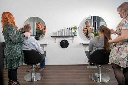 Hiushuone Crinis | Kampaamo i Helsinki