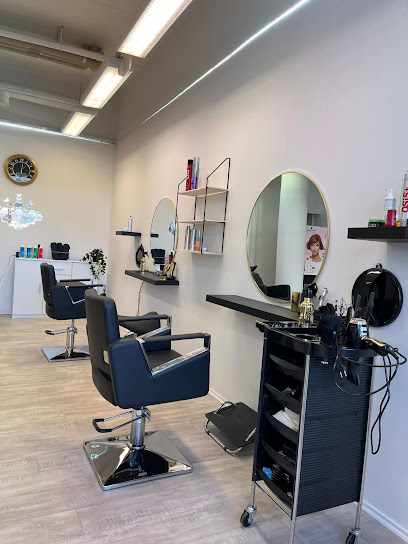Glamour Haircut | Parturi i Vaasa