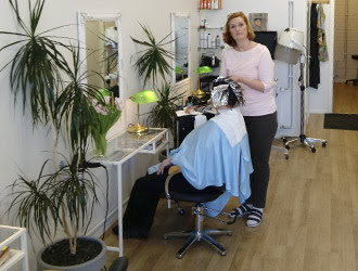 Annikka Mansnerus Kampaamo SilkLine | Kampaamo i Vaasa
