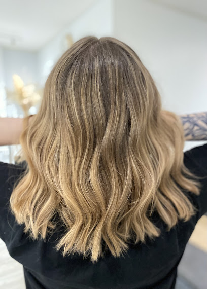 Studio Kaunis | Kampaamo i Helsinki