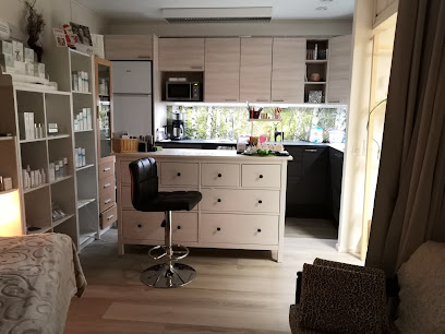 Kauneushoitola Fiinixi | Kauneuskeskus i Karstula