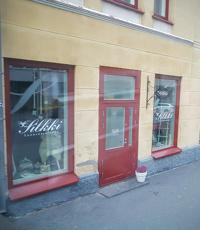KauneusSalonki Silkki | Kauneuskeskus i Pori