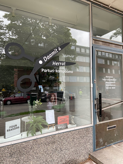 Virpi Hakala Daamit & Herrat | Kampaamo i Helsinki