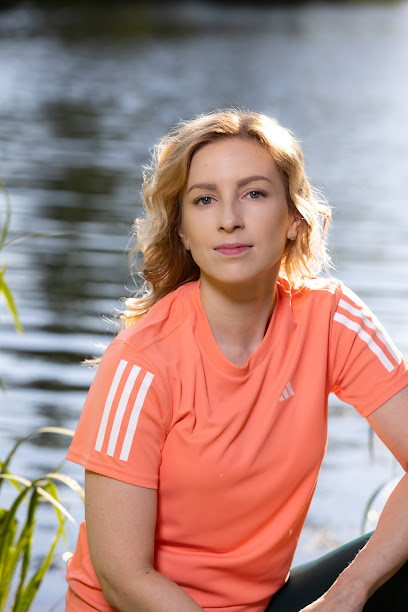 Suvi Poikolainen | Hieroja i Julkujärvi