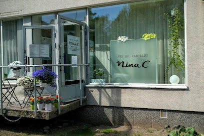Nina C | Kampaamo i Helsinki