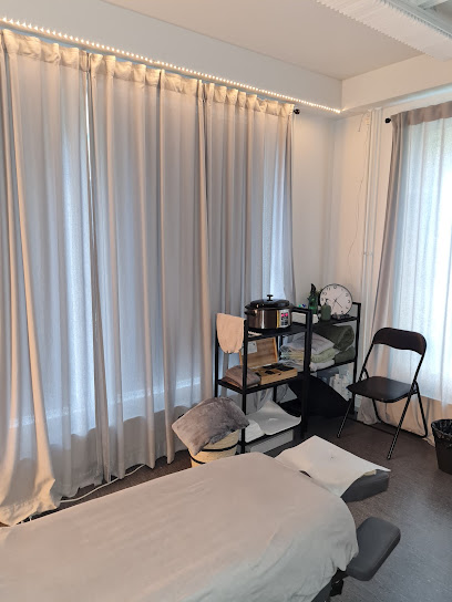 Satu Laigren | Hieroja i Helsinki Satu Laigren | Hieroja i Helsinki