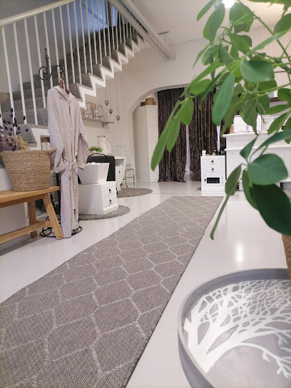 Kauneushuone Ametisti Miia Asikainen | Kauneuskeskus i Salo