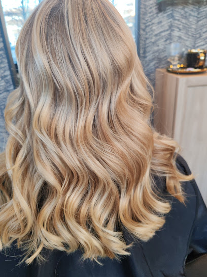 Ino Salon | Kampaamo i Helsinki