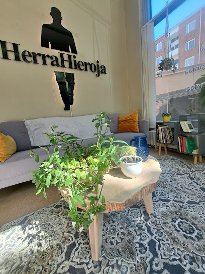 HerraHieroja | Hieroja i Tampere