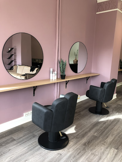 Mauve | Kampaamo i Helsinki