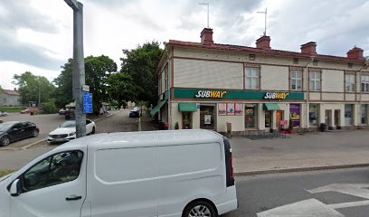 EEVA | Kampaamo i Turku