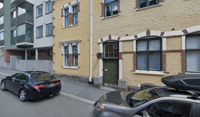 Kauneushoitola Pikku-Paratiisi | Kauneuskeskus i Hämeenlinna