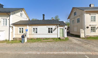 Kenneth Brandt | Hieroja i Porvoo