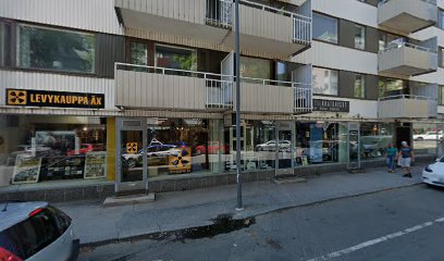 JANNE SELKALA | Hieroja i Tampere