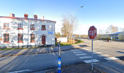 Momenz | Kauneuskeskus i IsoKyrö