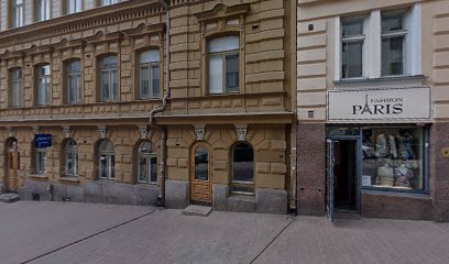 Annika Told | Kauneuskeskus i Helsinki